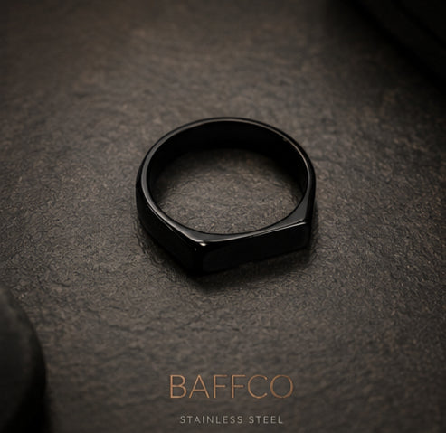 Trinity Edge Ring Set